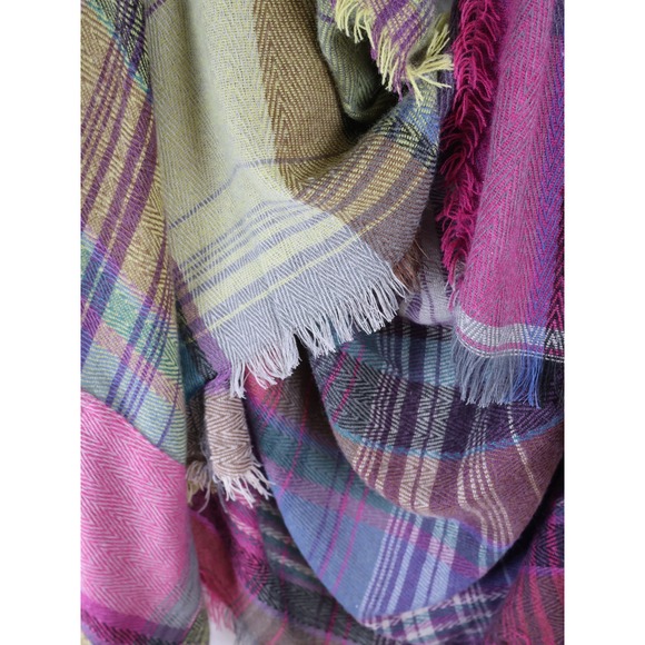 Three Bird Nest Plaid Patchwork Poncho Wrap Scarf Shawl Boho Pocket Festival - Picture 10 of 10